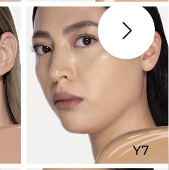 Natasha Denona HY-GLAM Foundation - Light Beige